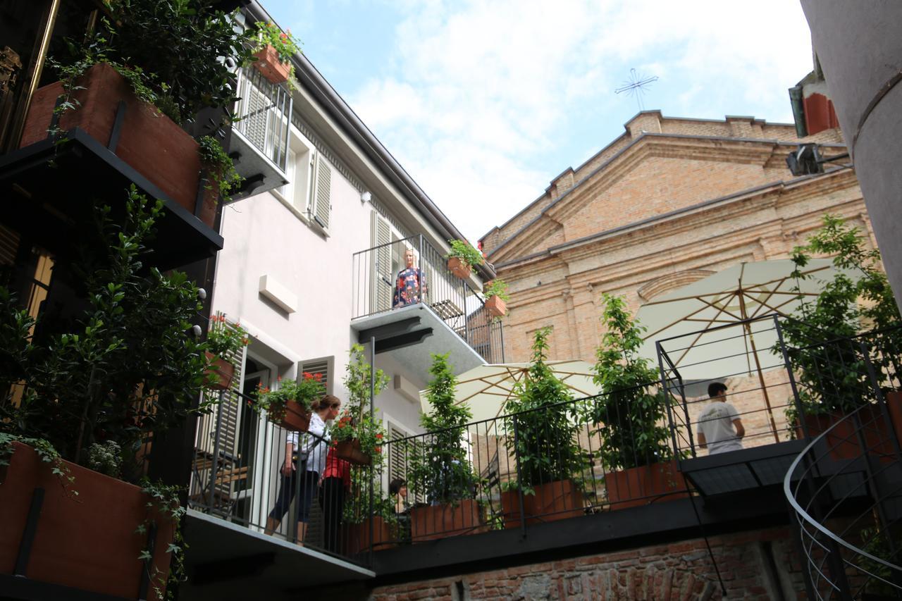 La Canonica - Charming Self-Catering Apartments In نيتسا مونفيراتو المظهر الخارجي الصورة