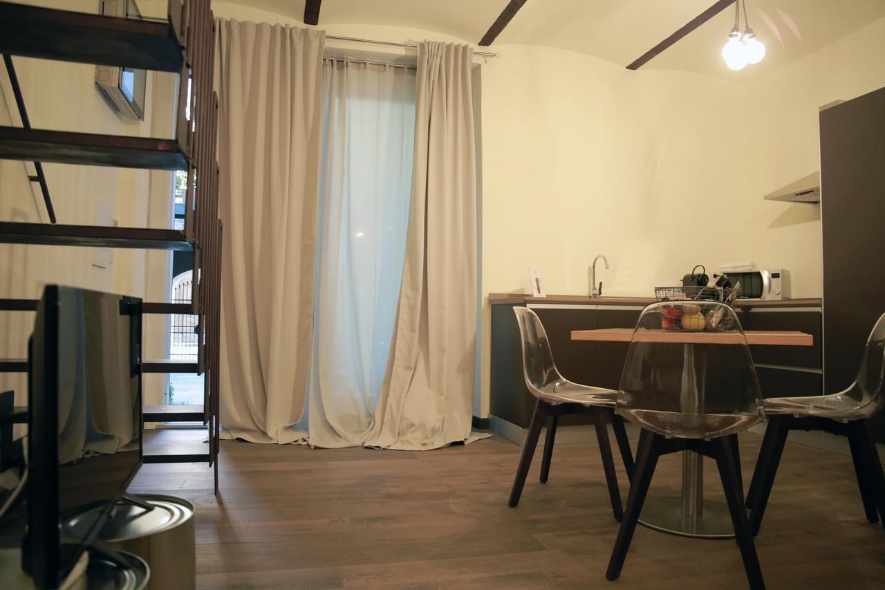 La Canonica - Charming Self-Catering Apartments In نيتسا مونفيراتو المظهر الخارجي الصورة