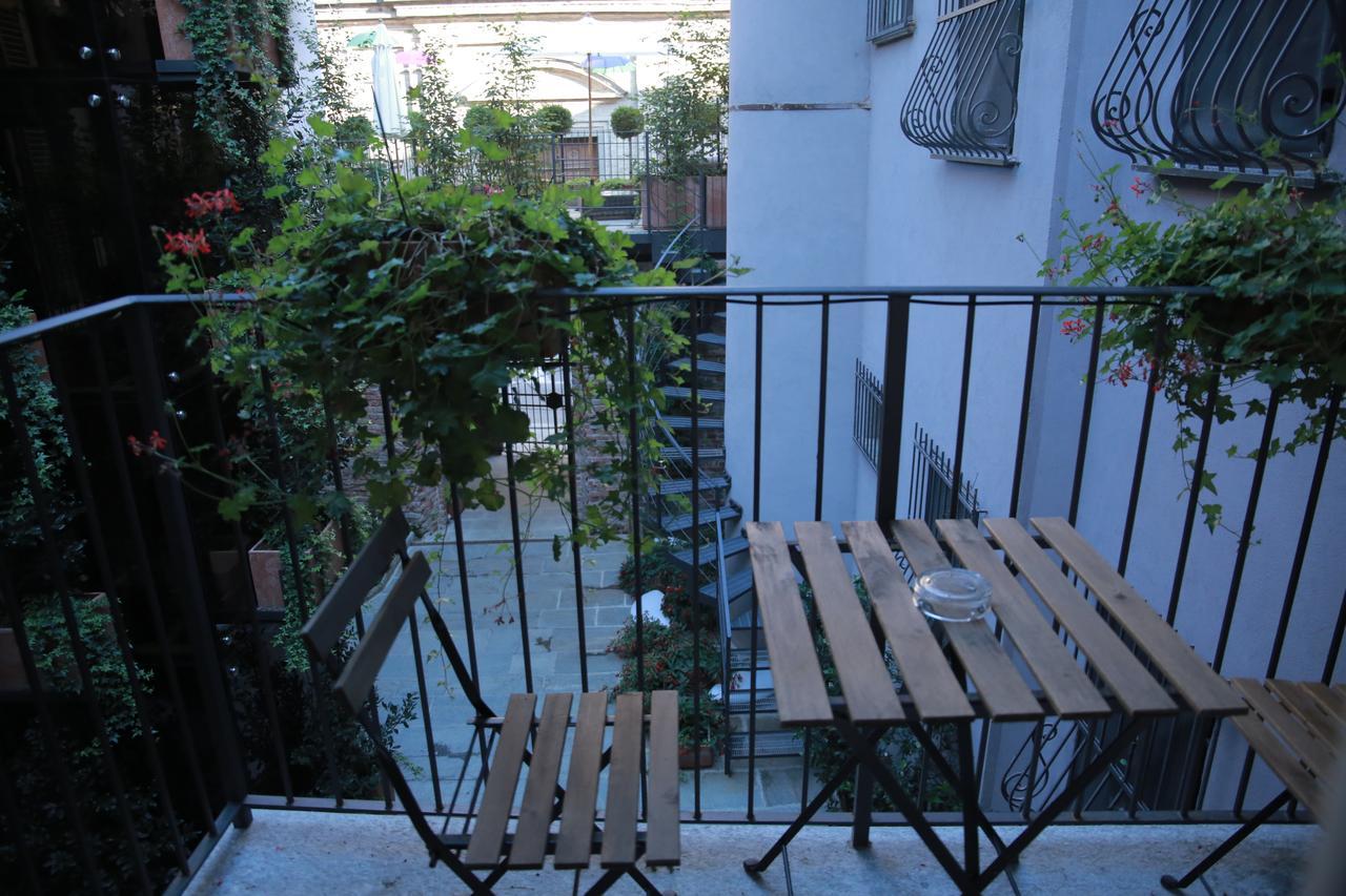 La Canonica - Charming Self-Catering Apartments In نيتسا مونفيراتو المظهر الخارجي الصورة