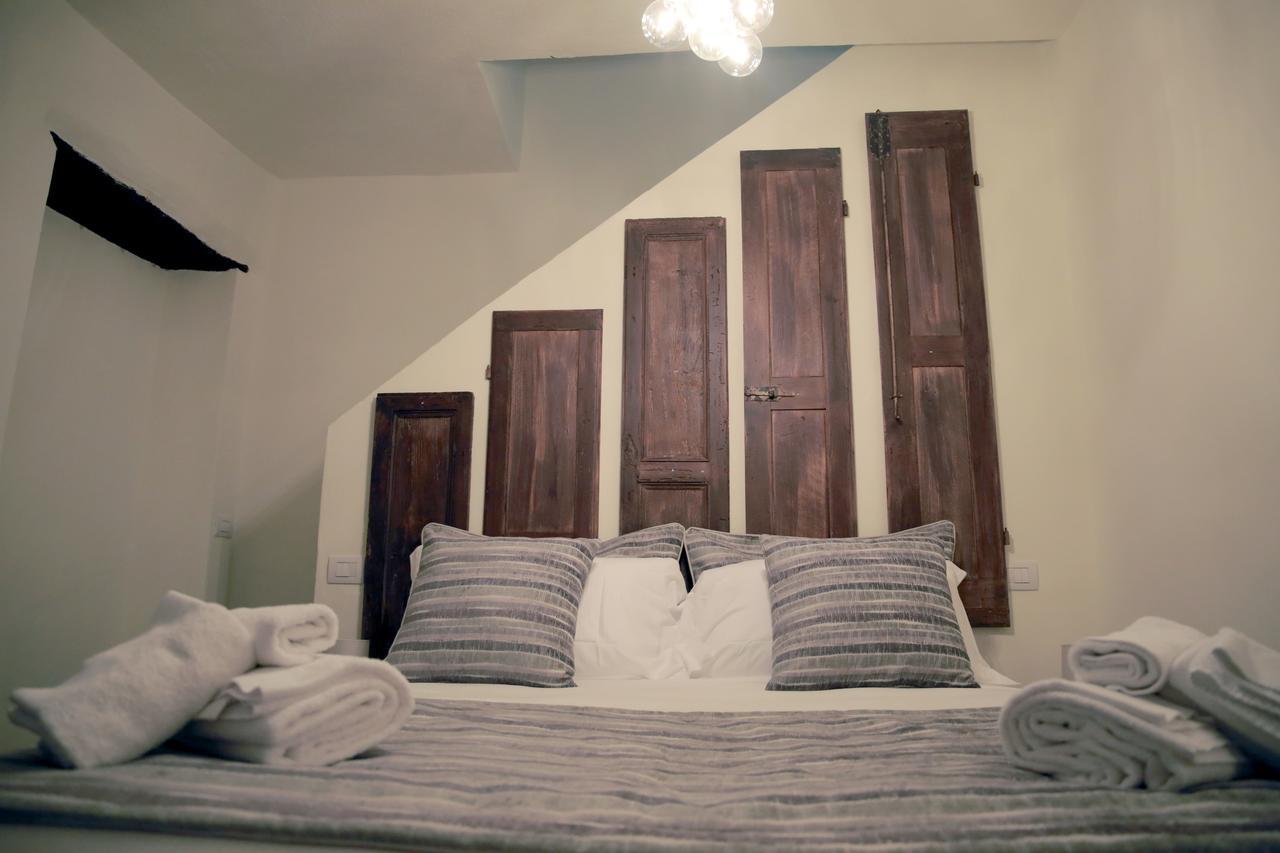La Canonica - Charming Self-Catering Apartments In نيتسا مونفيراتو المظهر الخارجي الصورة