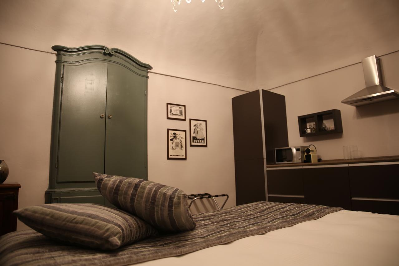 La Canonica - Charming Self-Catering Apartments In نيتسا مونفيراتو المظهر الخارجي الصورة