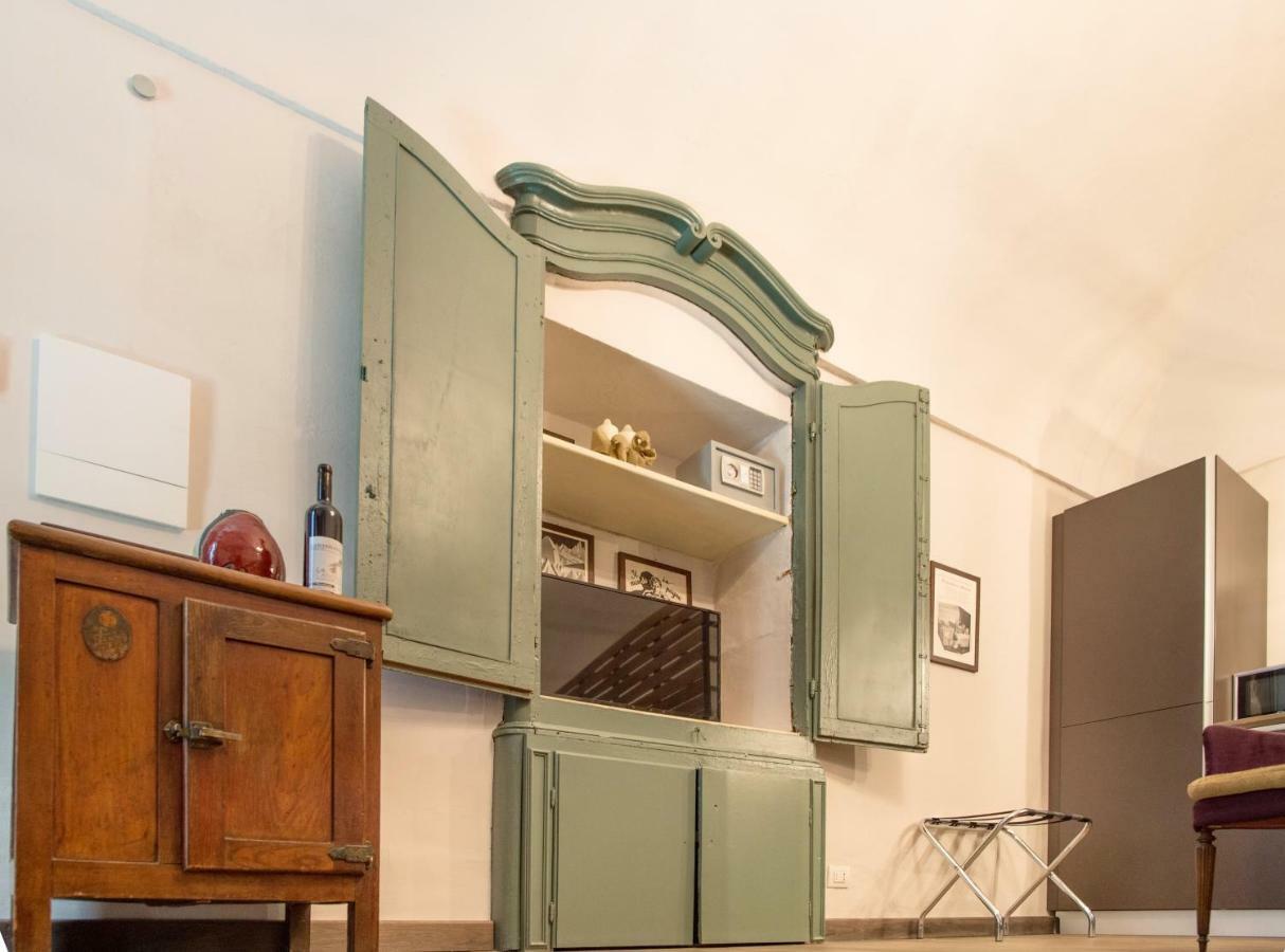 La Canonica - Charming Self-Catering Apartments In نيتسا مونفيراتو المظهر الخارجي الصورة
